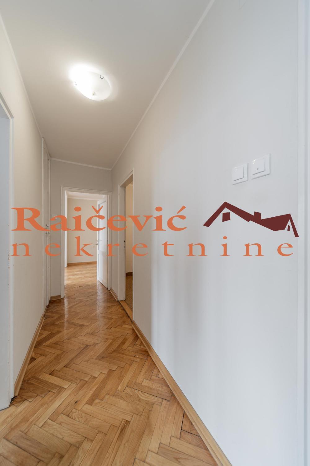 Slika 7 - Otona Zupancica, Trosoban stan na prodaju, 72m2, 254.000€