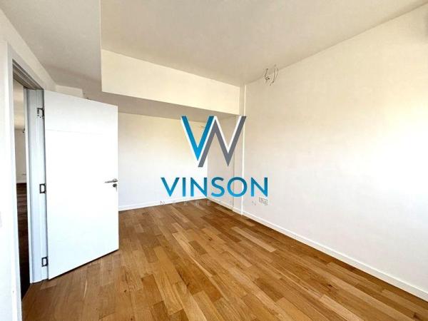 Slika 8 - Narodnog fronta, Četvoroiposoban stan na prodaju, 144m2, 370.800€