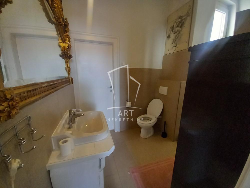 Slika 9 - Kralja Milana, Trosoban stan za izdavanje, 80m2, 1.000€