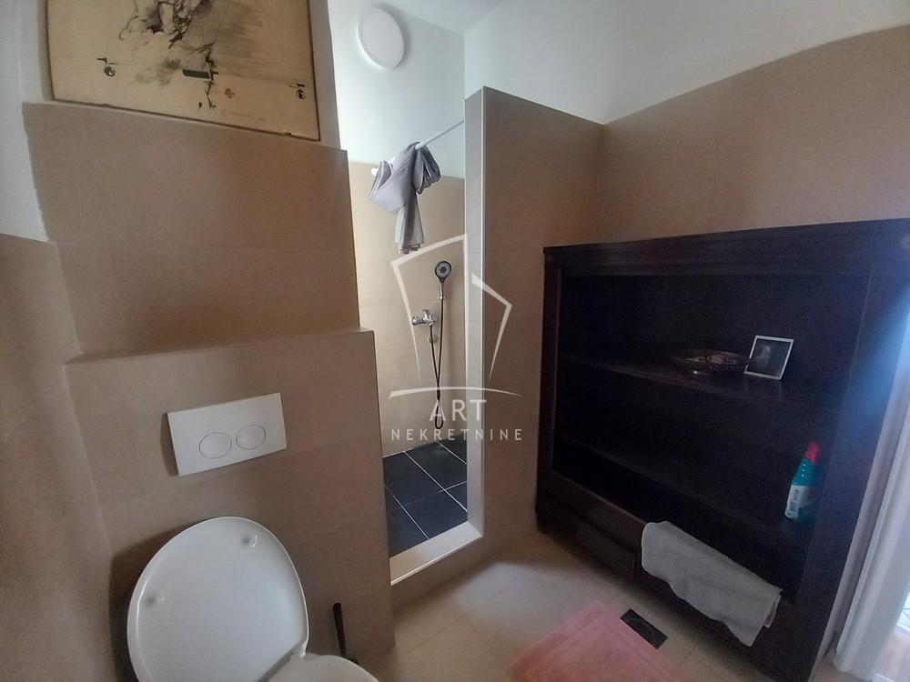 Slika 10 - Kralja Milana, Trosoban stan za izdavanje, 80m2, 1.000€