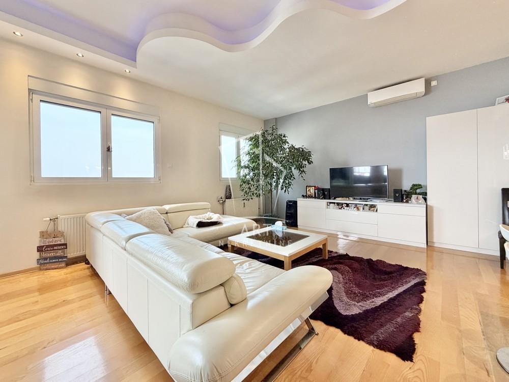 Slika 1 - Vojvode Micka Krstića, Četvorosoban stan na prodaju, 129m2, 520.000€