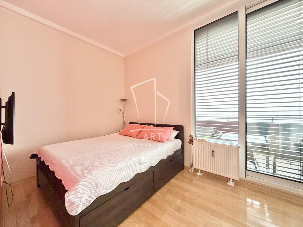 Slika 3 - Vojvode Micka Krstića, Četvorosoban stan na prodaju, 129m2, 520.000€