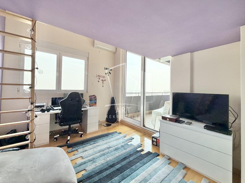 Slika 6 - Vojvode Micka Krstića, Četvorosoban stan na prodaju, 129m2, 520.000€