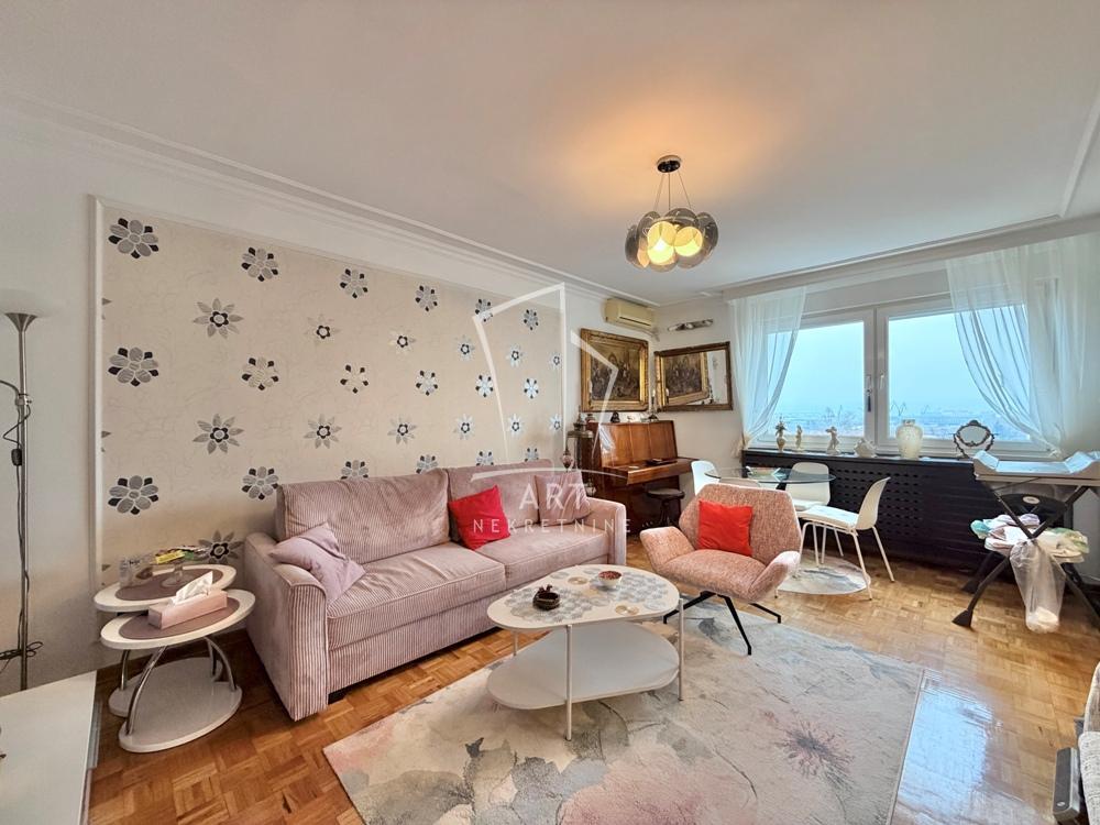 Glavna slika -Mike Alasa, Dvosoban stan za izdavanje, 60m2, 700€