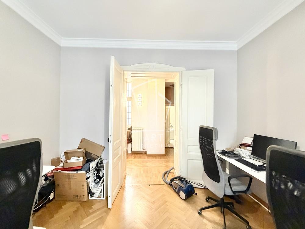 Slika 2 - Bulevar Despota Stefana,  Lokal za izdavanje, 130m2, 1.400€