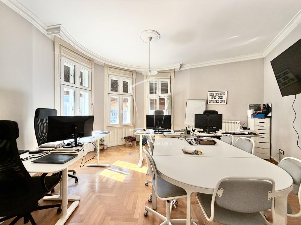 Slika 5 - Bulevar Despota Stefana,  Lokal za izdavanje, 130m2, 1.400€