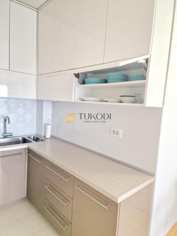 Slika 10 - Trosoban stan za izdavanje, 105m2, 1.250€