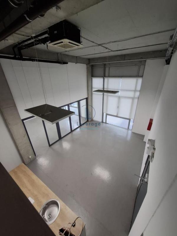 Slika 3 - Milutina Milankovića,  Lokal za izdavanje, 86m2, 1.548€