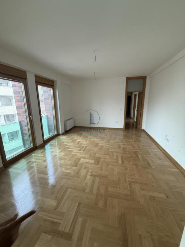 Glavna slika -Zahumska,  Lokal za izdavanje, 130m2, 2.000€