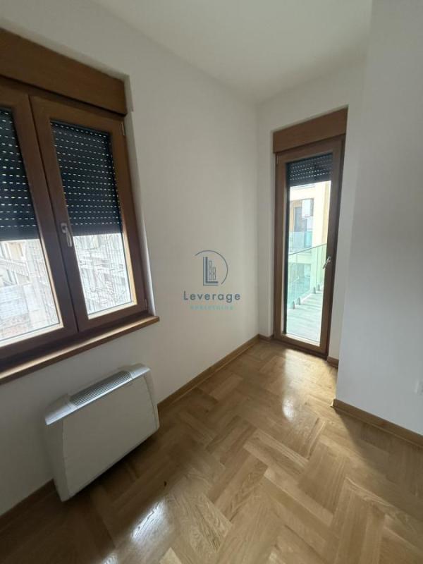 Slika 5 - Zahumska,  Lokal za izdavanje, 130m2, 2.000€