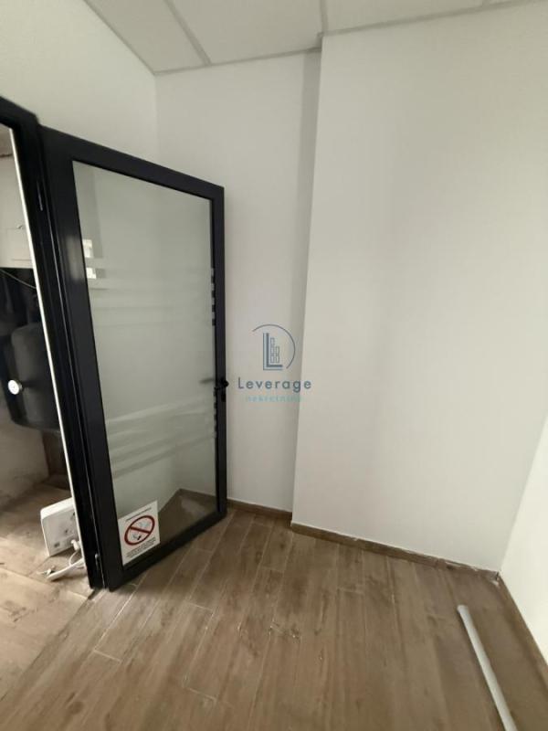 Slika 4 -  Lokal za izdavanje, 80m2, 2.000€