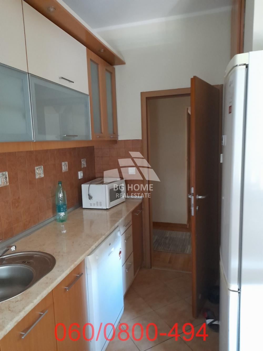 Slika 2 - Južni Bulevar, Trosoban stan za izdavanje, 80m2, 800€