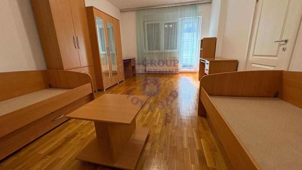 Slika 5 - Grbavica, Trosoban stan na prodaju, 75m2, 270.370€