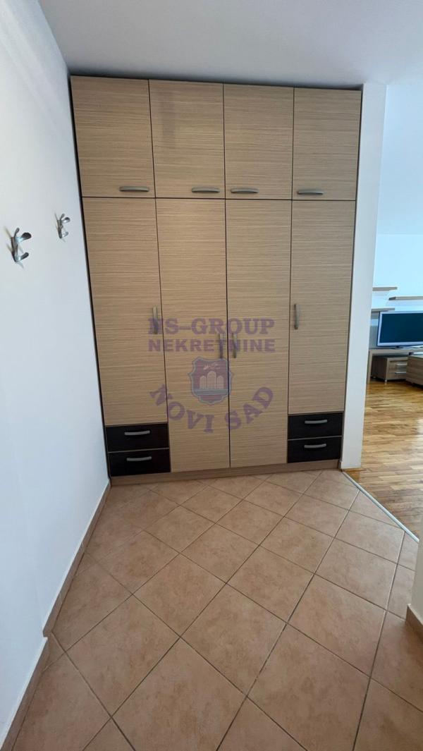 Slika 11 - Grbavica, Trosoban stan na prodaju, 75m2, 270.370€