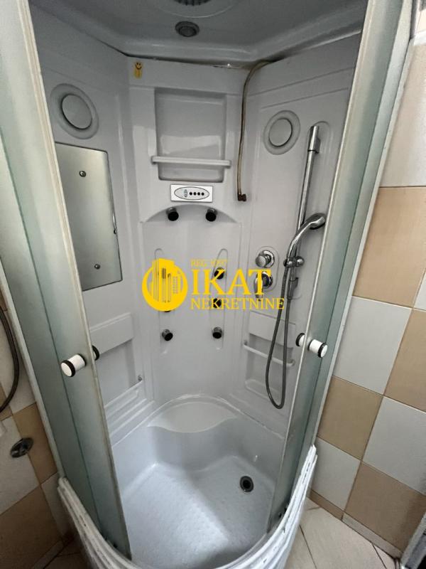 Slika 5 - Bulevar Kralja Aleksandra,  Lokal na prodaju, 80m2, 150.000€