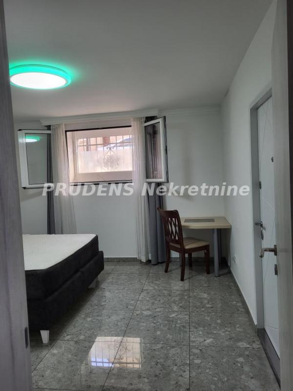 Slika 7 - Trosoban stan za izdavanje, 70m2, 700€