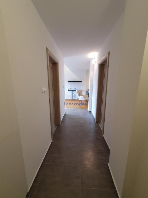 Slika 11 - Hilandarska, Dvoiposoban stan na prodaju, 55m2, 296.000€