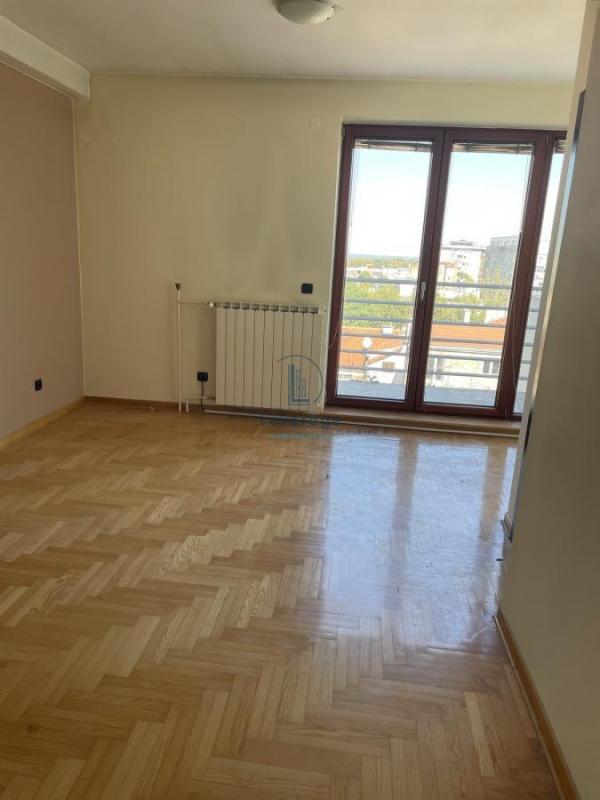 Slika 7 - Požarevačka,  Stan na prodaju, 207m2, 730.000€