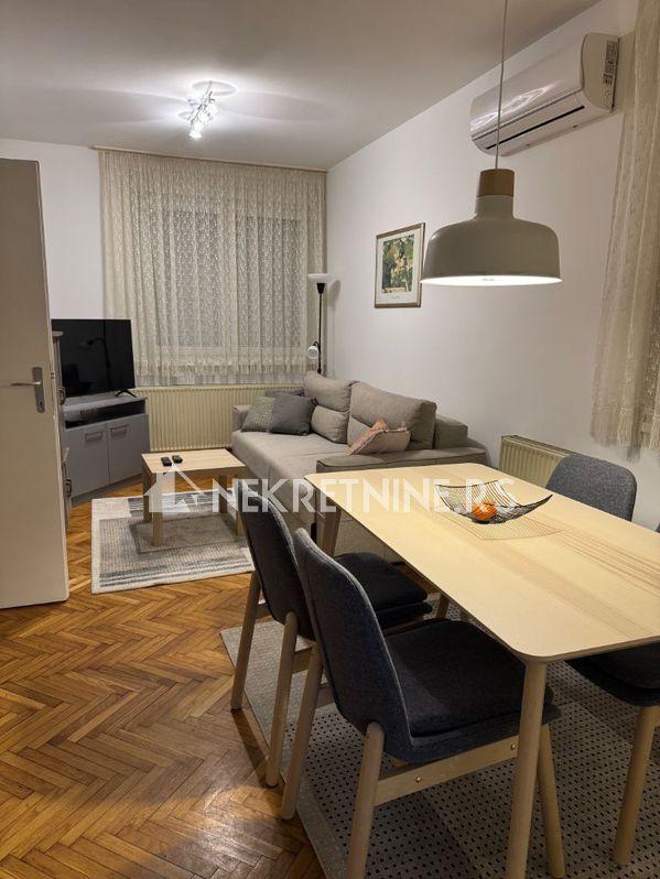 Slika 1 - Ustanička, Četvorosoban stan za izdavanje, 79m2, 750€