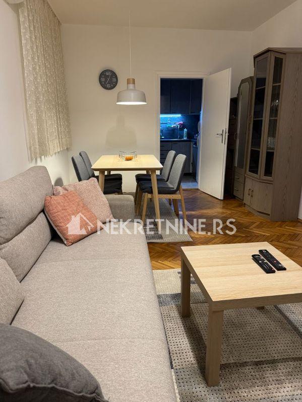 Slika 3 - Ustanička, Četvorosoban stan za izdavanje, 79m2, 750€