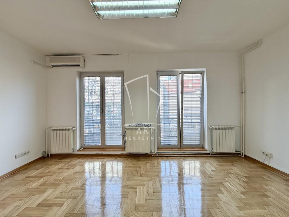 Slika 4 - Gavrila Principa,  Lokal za izdavanje, 380m2, 4.100€