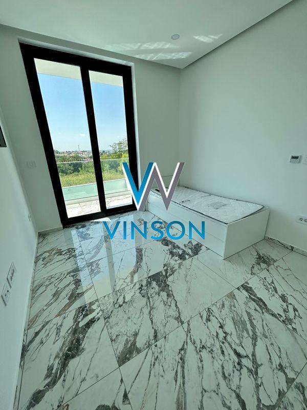 Slika 11 - Kuća za izdavanje, 180m2, 2.100€