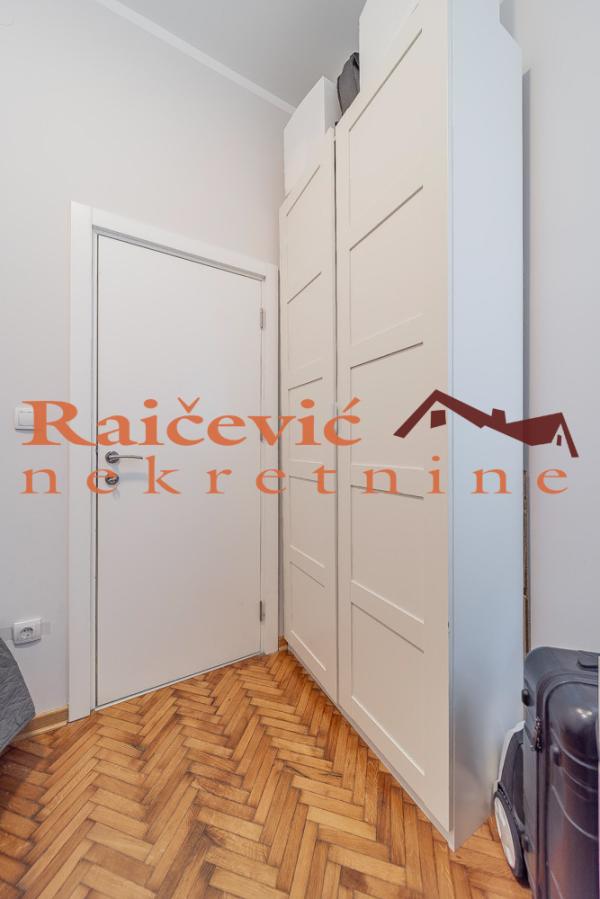 Slika 10 - Dragoslava Jovanovica,  Lokal za izdavanje, 65m2, 950€