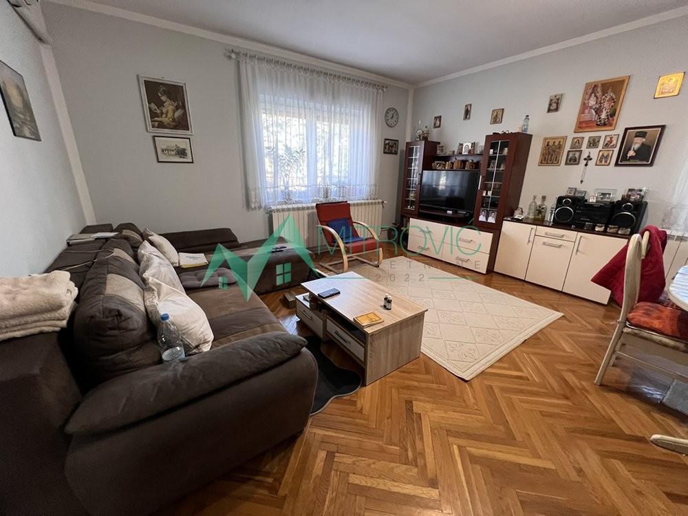 Glavna slika - Kuća na prodaju, 159m2, 370.800€