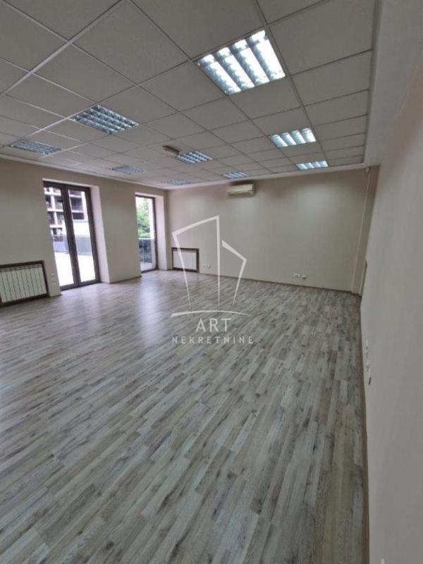 Slika 9 - Brankova,  Lokal za izdavanje, 179m2, 2.800€