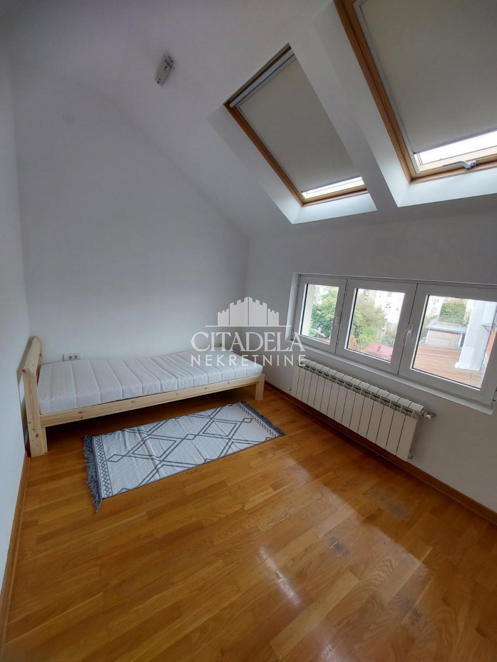 Slika 4 - Jelene Ćetković, Trosoban stan na prodaju, 55m2, 296.000€