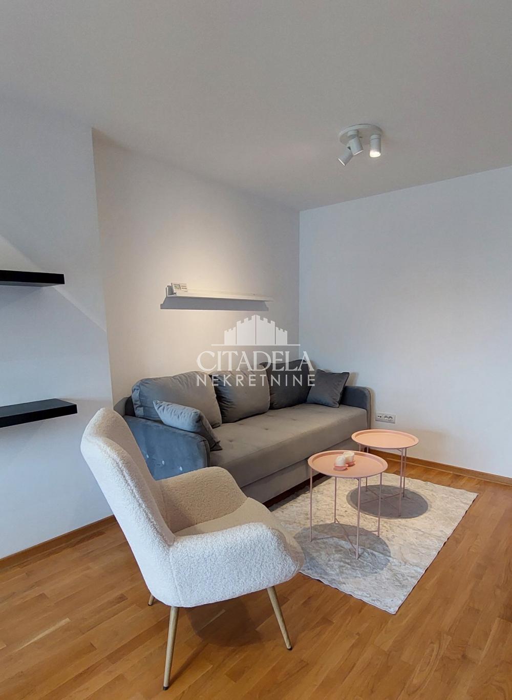 Slika 3 - Jelene Ćetković, Trosoban stan na prodaju, 55m2, 296.000€