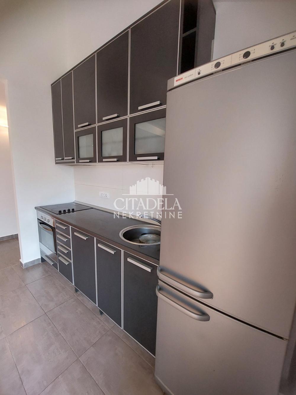 Slika 6 - Jelene Ćetković, Trosoban stan na prodaju, 55m2, 296.000€