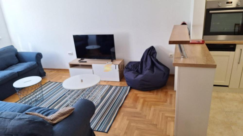 Slika 3 - Dvosoban stan za izdavanje, 54m2, 900€