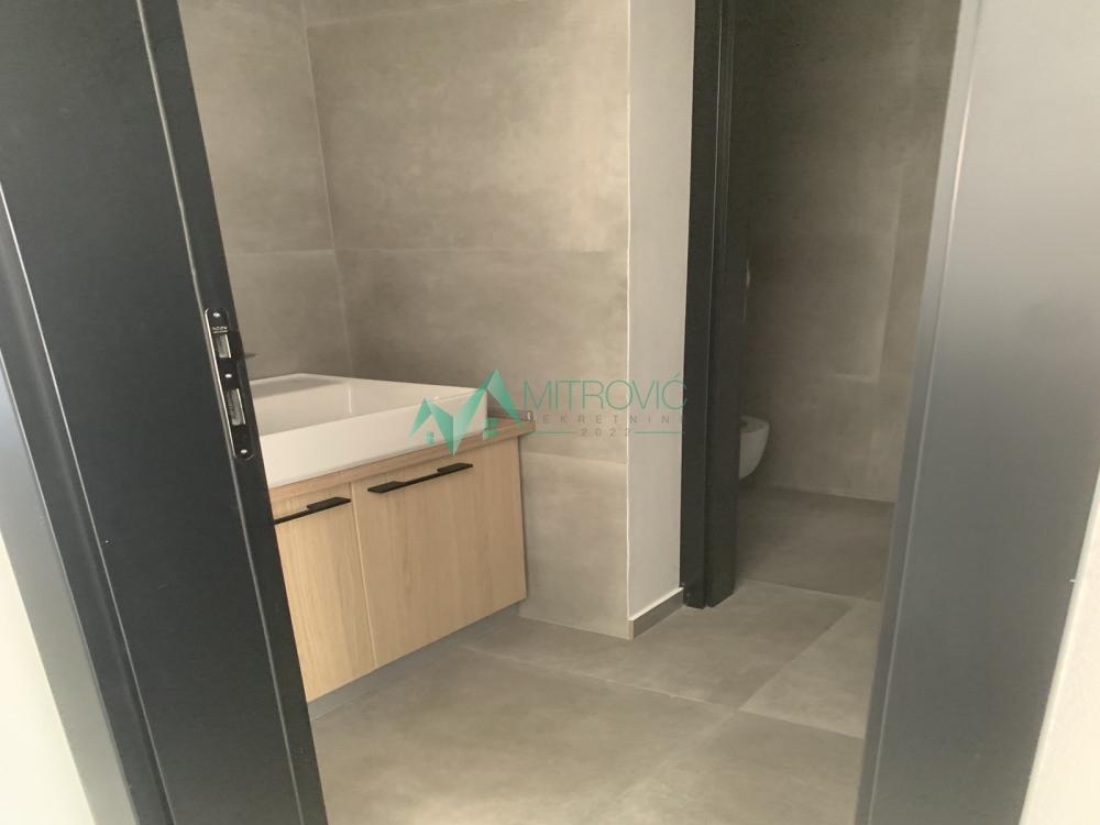 Slika 5 -  Lokal za izdavanje, 182m2, 2.000€
