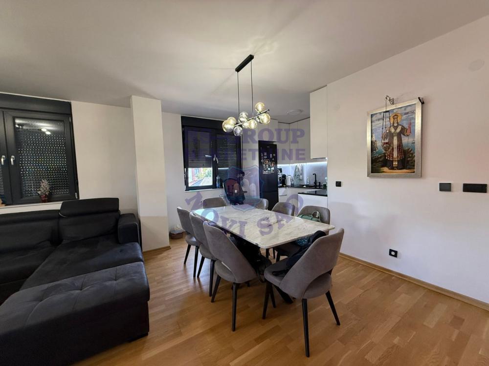 Glavna slika -Troiposoban stan na prodaju, 87m2, 273.980€