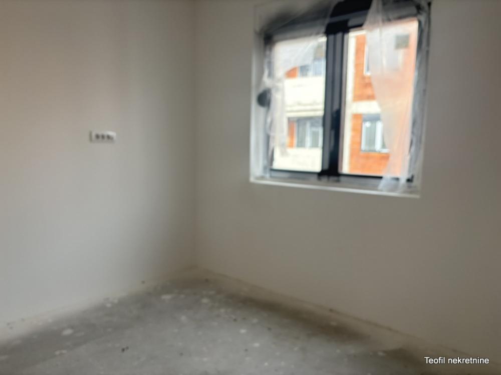 Slika 5 - Nine Kirsanove, Dvoiposoban stan na prodaju, 56m2, 125.000€