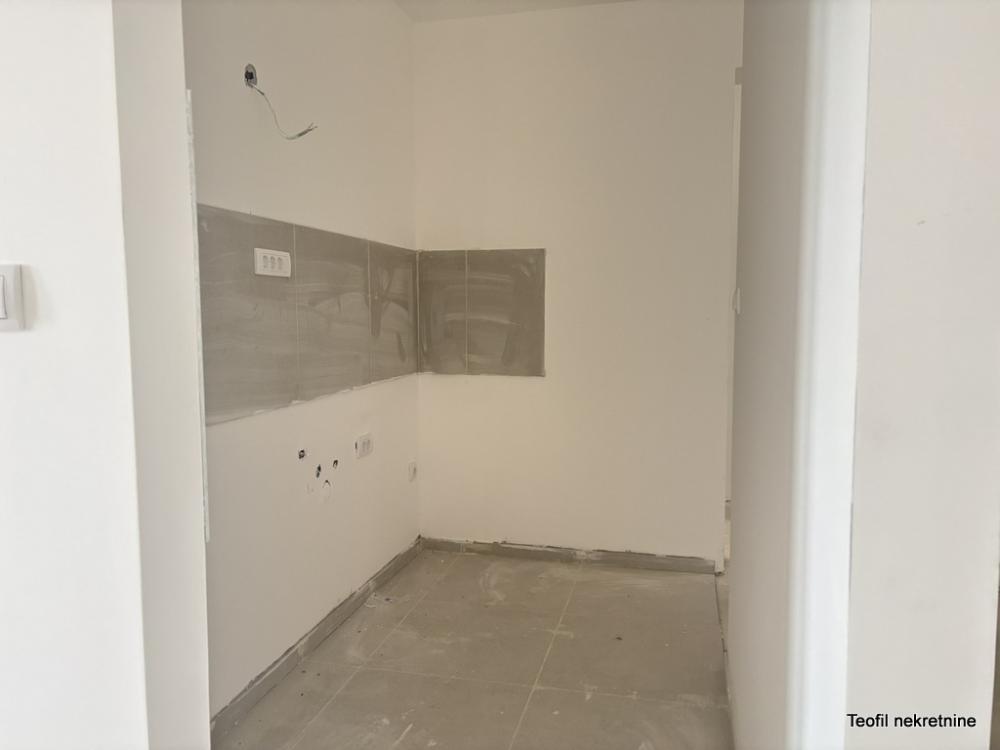 Slika 6 - Nine Kirsanove, Dvoiposoban stan na prodaju, 56m2, 125.000€