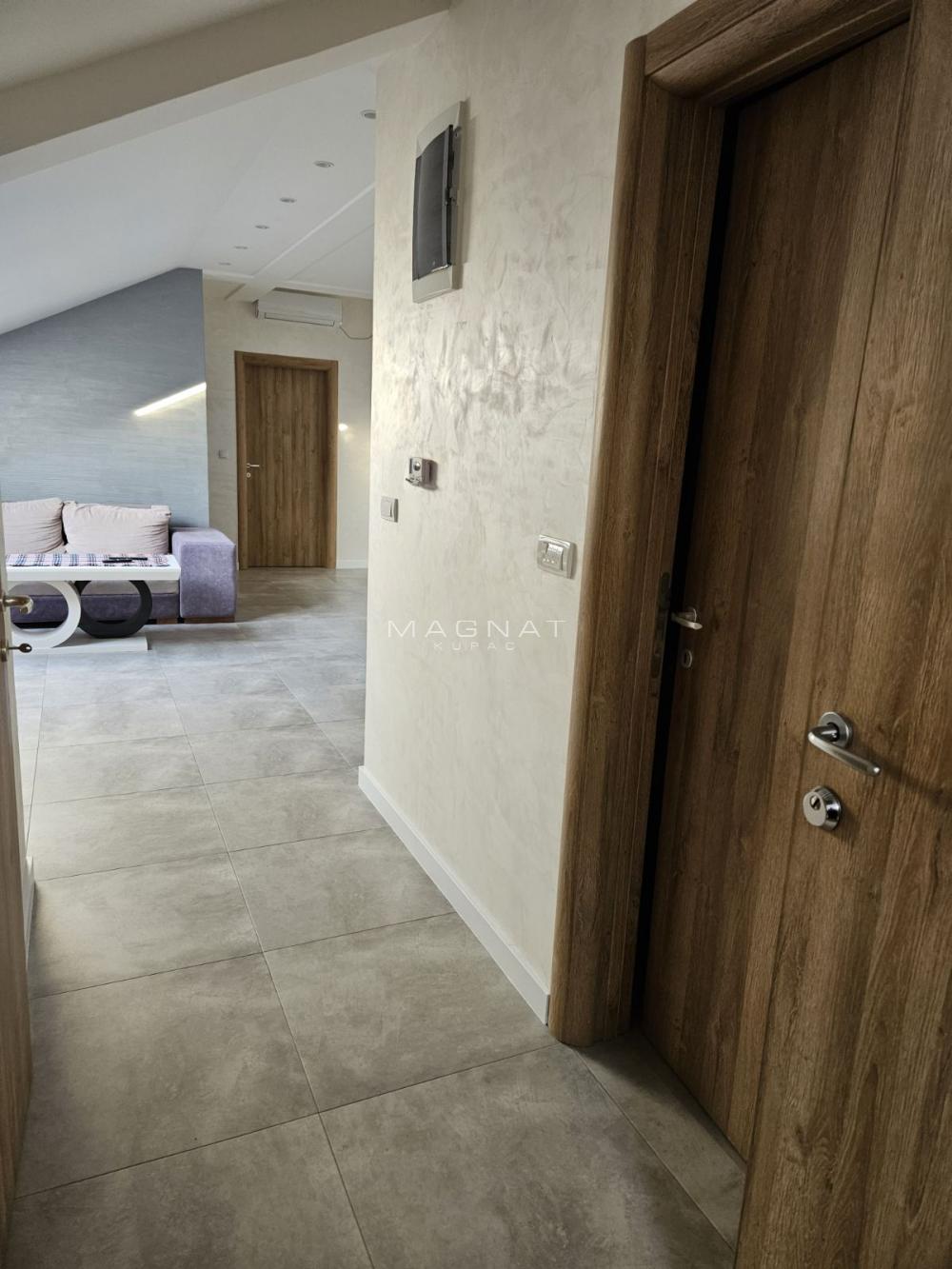 Slika 6 - Ugrinovački put, Trosoban stan na prodaju, 59m2, 159.000€