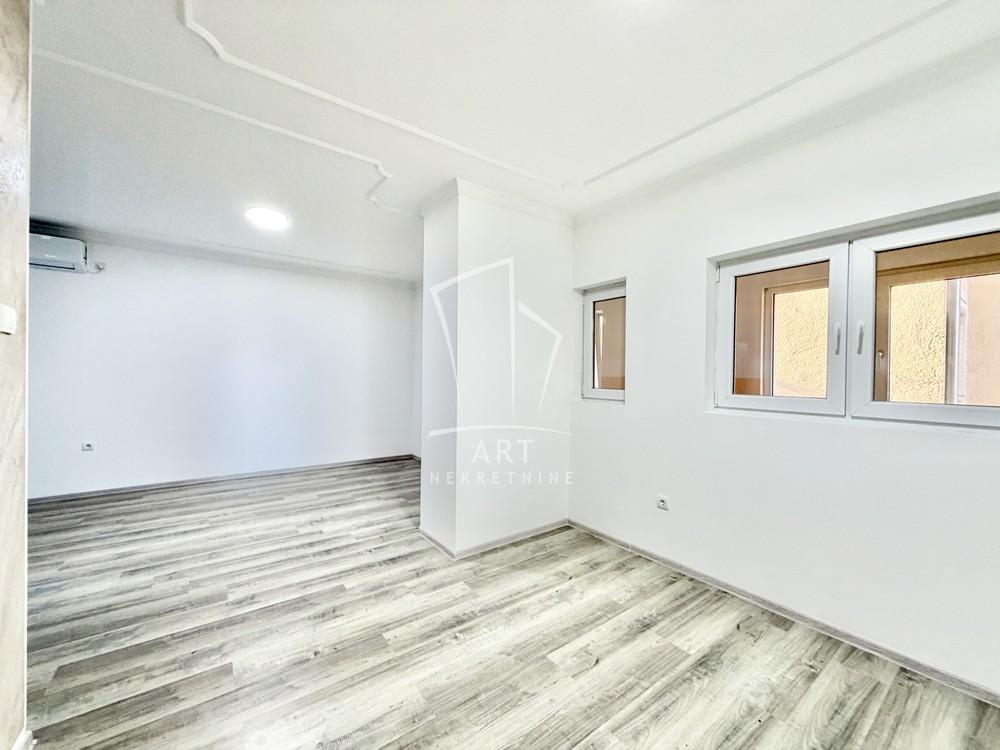 Slika 2 - Kostolačka, Jednoiposoban stan na prodaju, 42m2, 115.000€