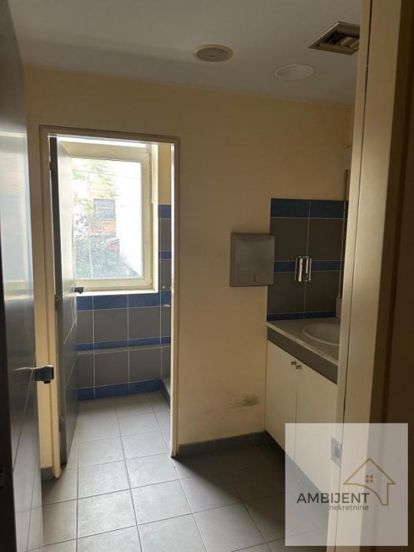 Slika 1 -  Lokal na prodaju, 123m2, 461.250€