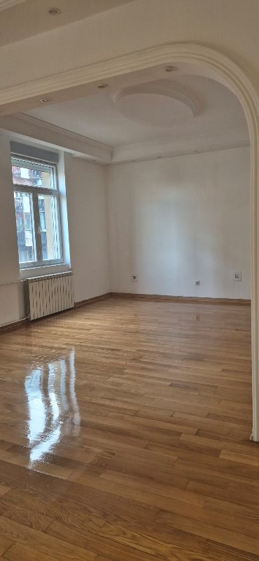 Slika 3 - Bulevar kralja Aleksandra,  Lokal za izdavanje, 144m2, 1.990€