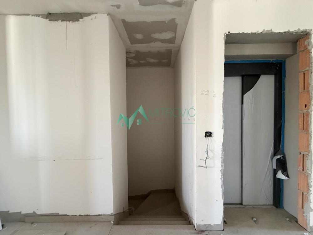 Slika 7 - Petosoban stan na prodaju, 253m2, 499.999€