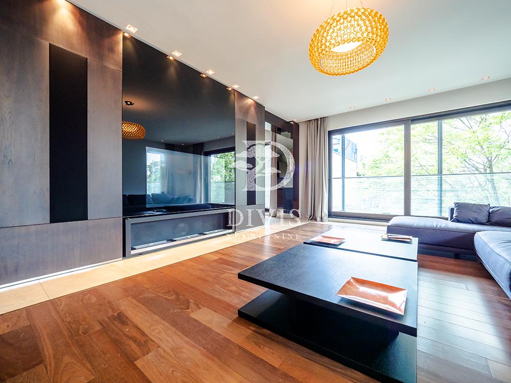 Glavna slika -Serdar Jola, Četvorosoban stan na prodaju, 234m2, 1.350.000€