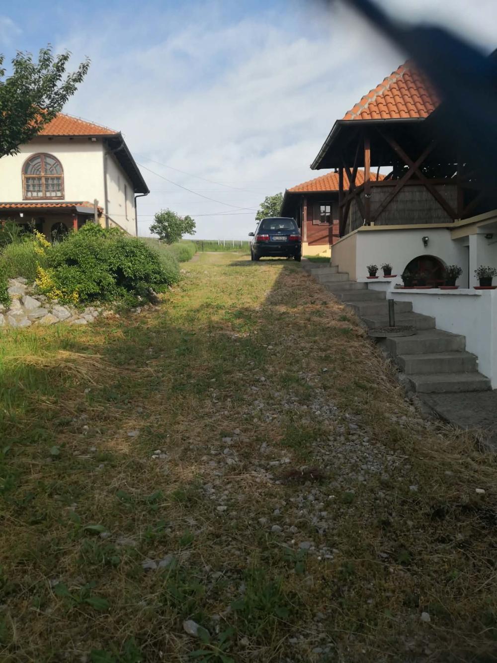 Slika 6 - Cede Milosavljevica,  Kuća na prodaju, 345m2, 550.000€