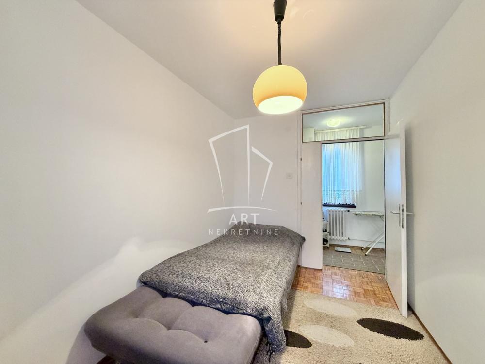 Slika 8 - Petefijeva, Četvorosoban stan na prodaju, 99m2, 260.000€