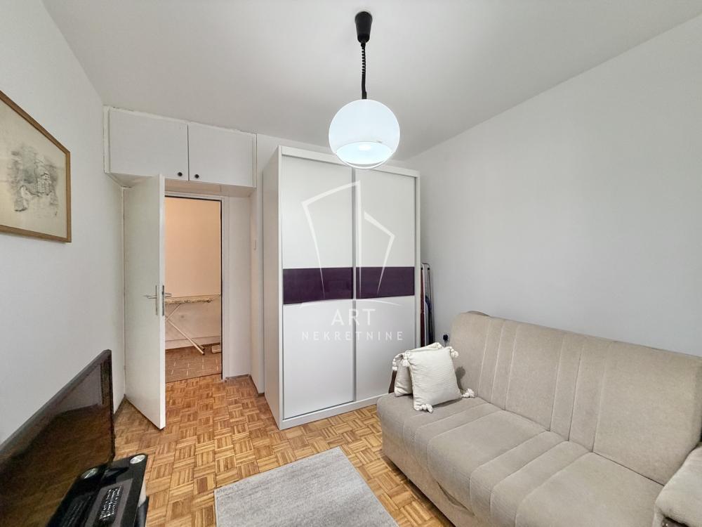 Slika 6 - Petefijeva, Četvorosoban stan na prodaju, 99m2, 260.000€