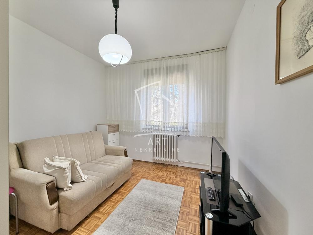 Slika 5 - Petefijeva, Četvorosoban stan na prodaju, 99m2, 260.000€