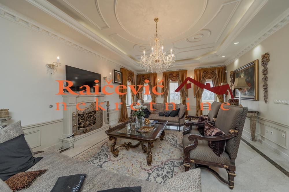 Slika 1 - Aleksandra Tirnanica Tirketa,  Kuća za izdavanje, 1118m2, 12.000€