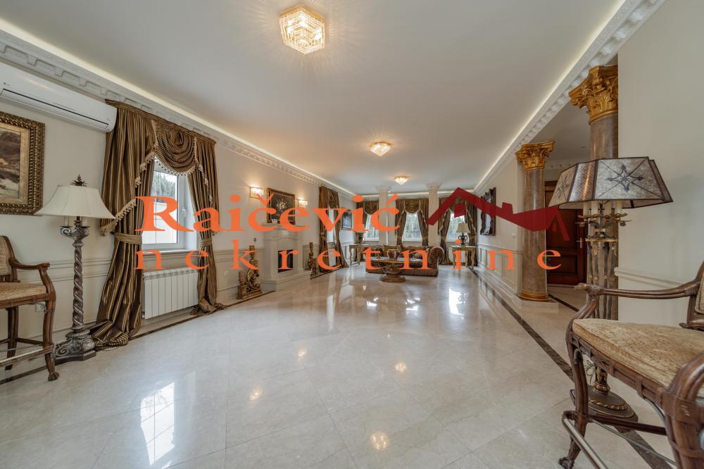 Slika 8 - Aleksandra Tirnanica Tirketa,  Kuća za izdavanje, 1118m2, 12.000€