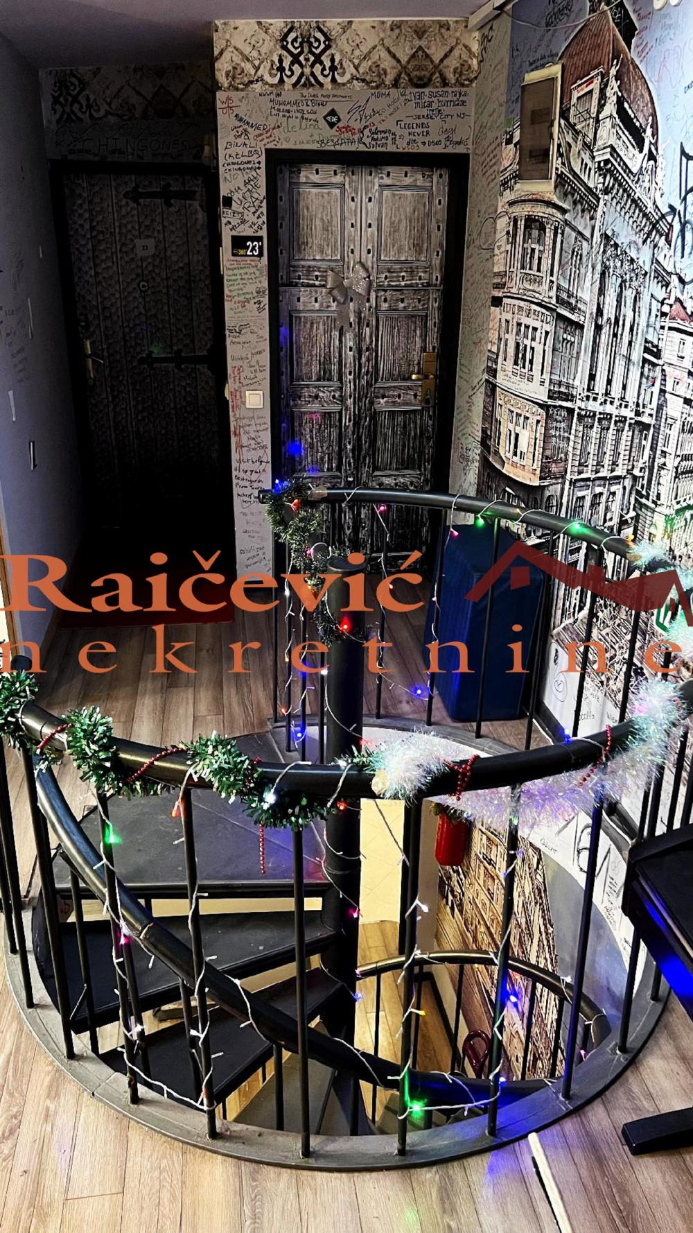 Slika 4 - Kneza Mihaila, Šestoiposoban stan na prodaju, 170m2, 888.000€